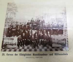 Archivfoto der Studenten der Duisburger Hüttenschule